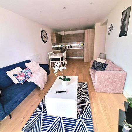 לונדון Lt Riverview Apartments East Greenwich מראה חיצוני תמונה